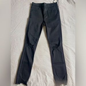 Abercrombie & Fitch - The Super Skinny Ankle High Rise